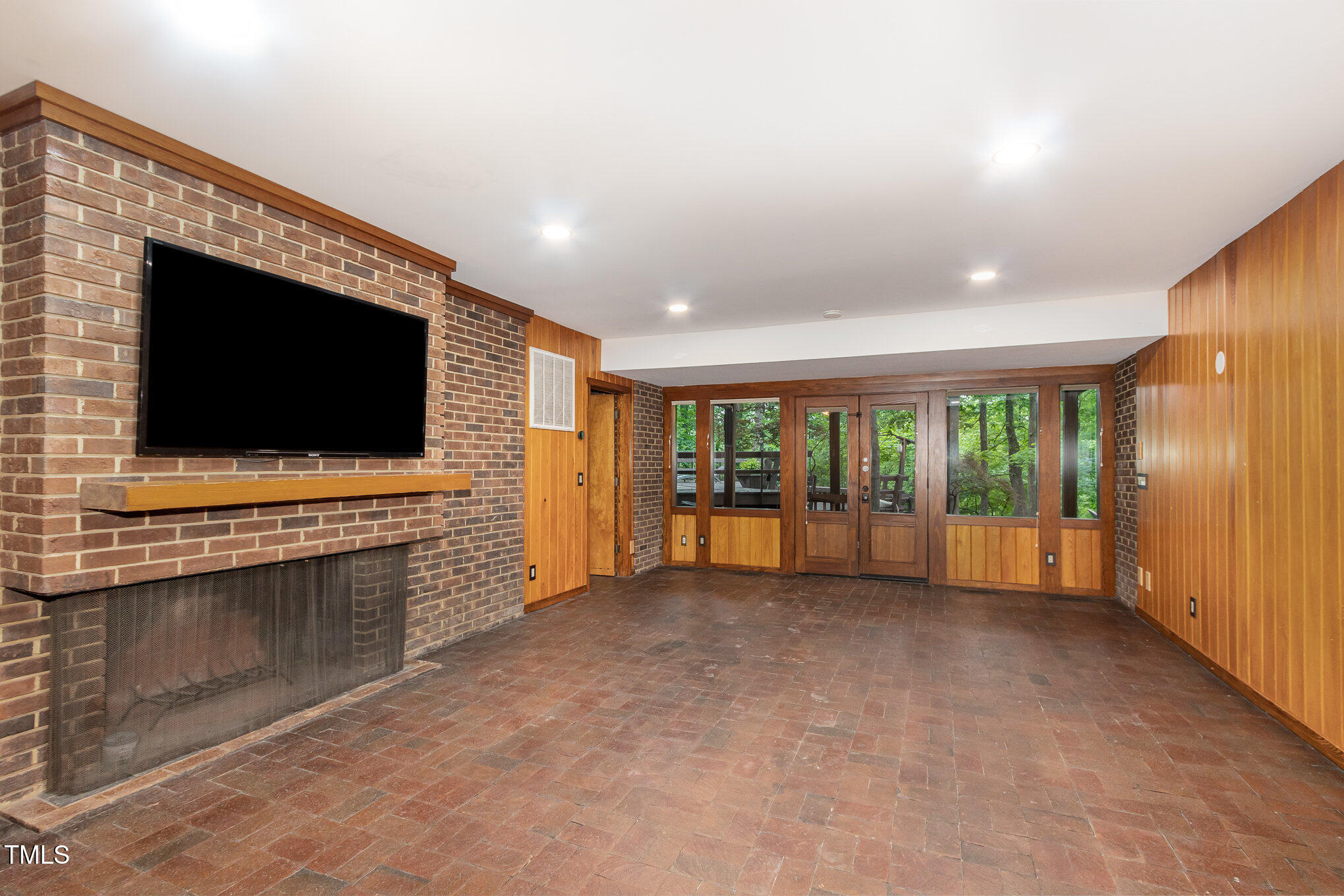 612 Greenwood Road