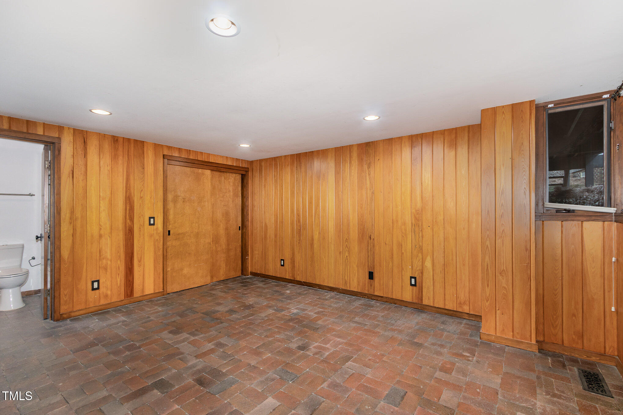612 Greenwood Road