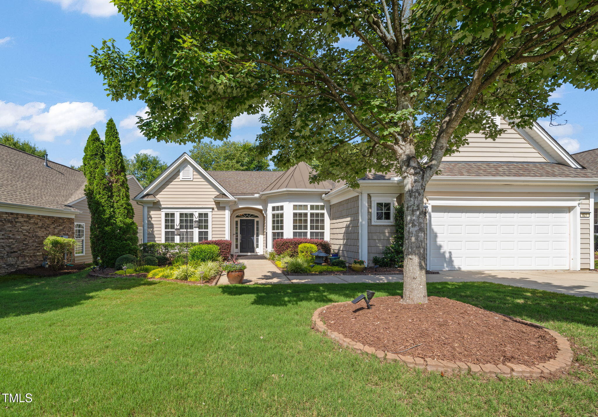 621 Aylestone Drive