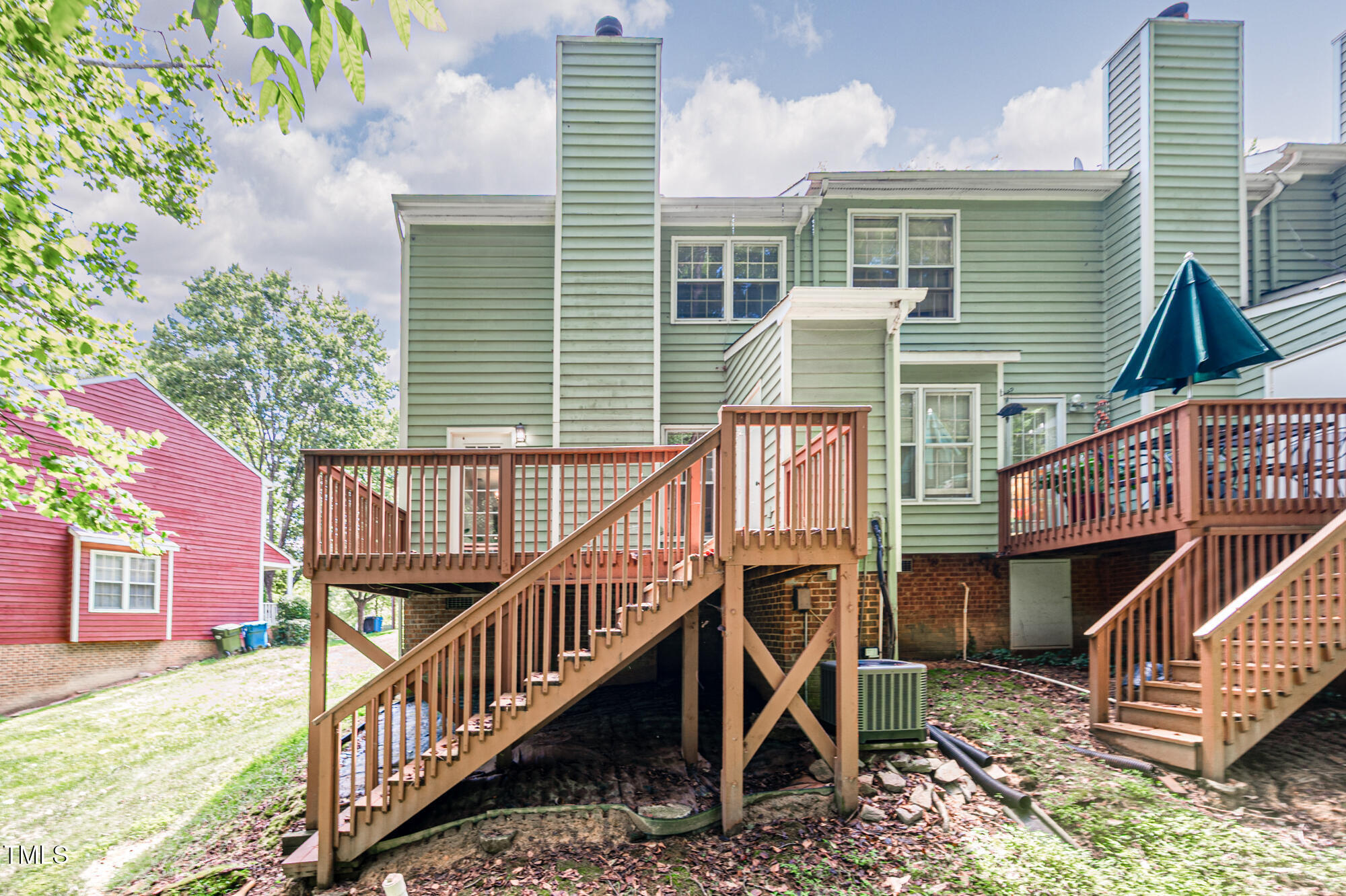 121 Long Shadow Place