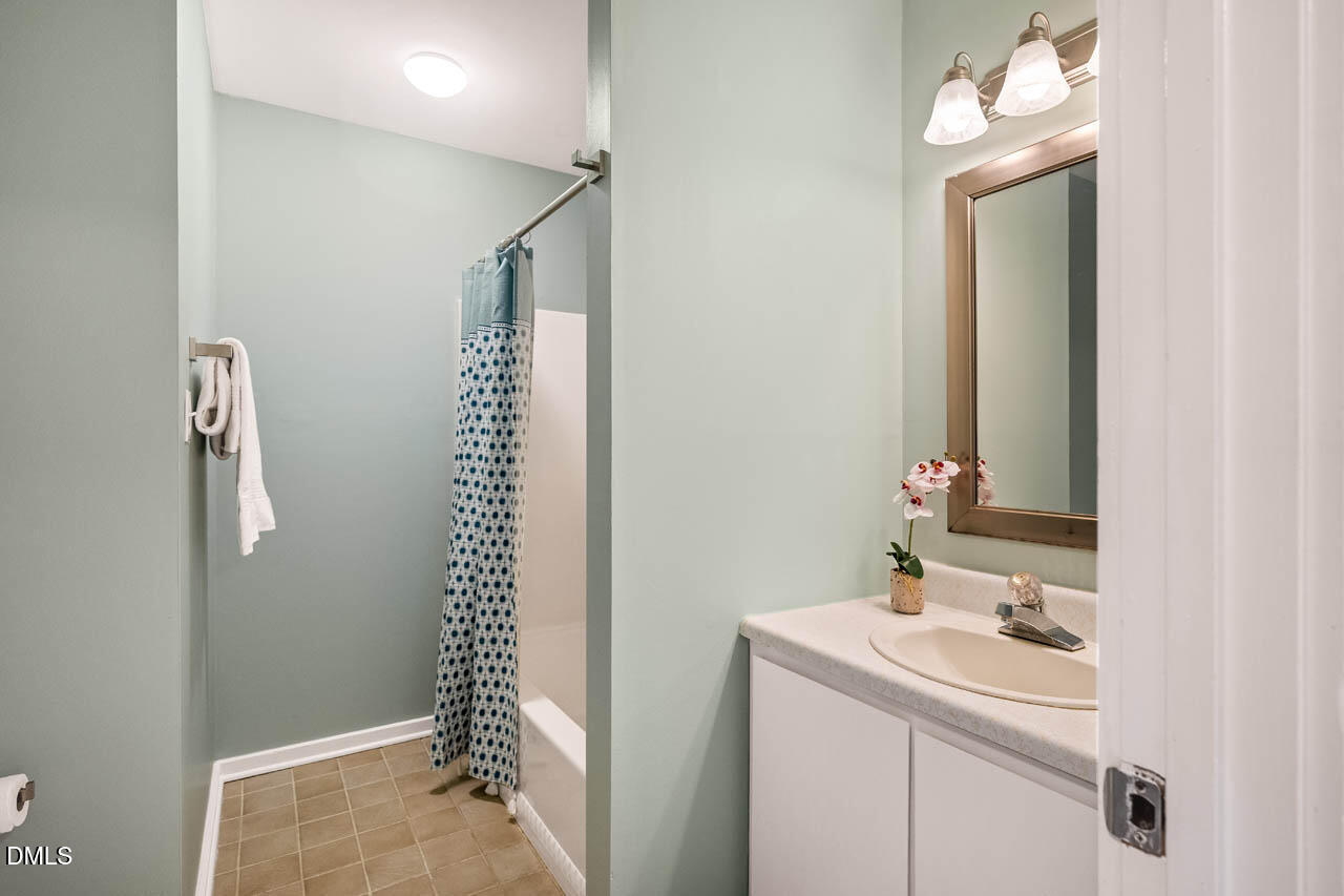 9521 Greenfield Road