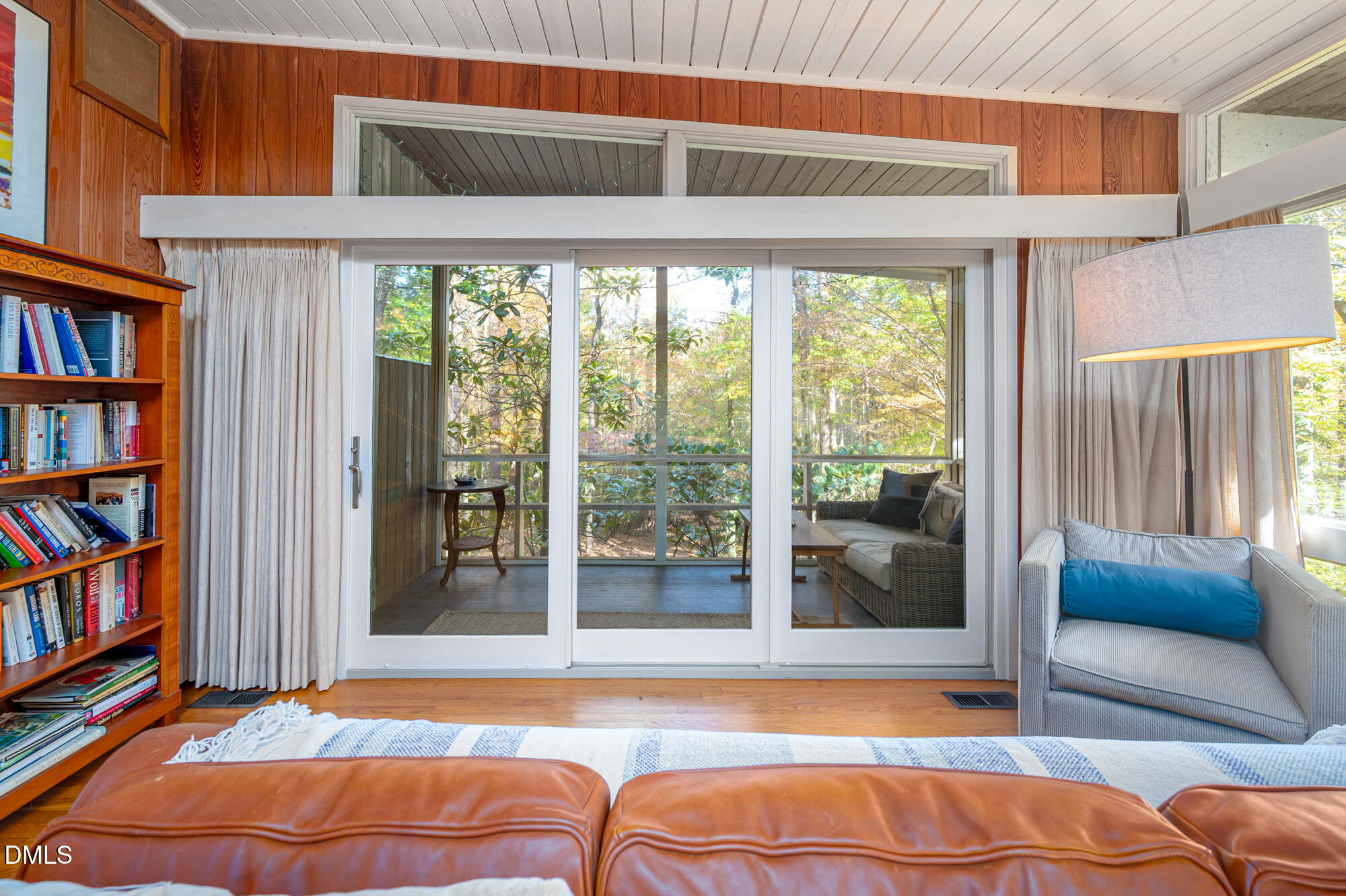 1030 Highland Woods Road