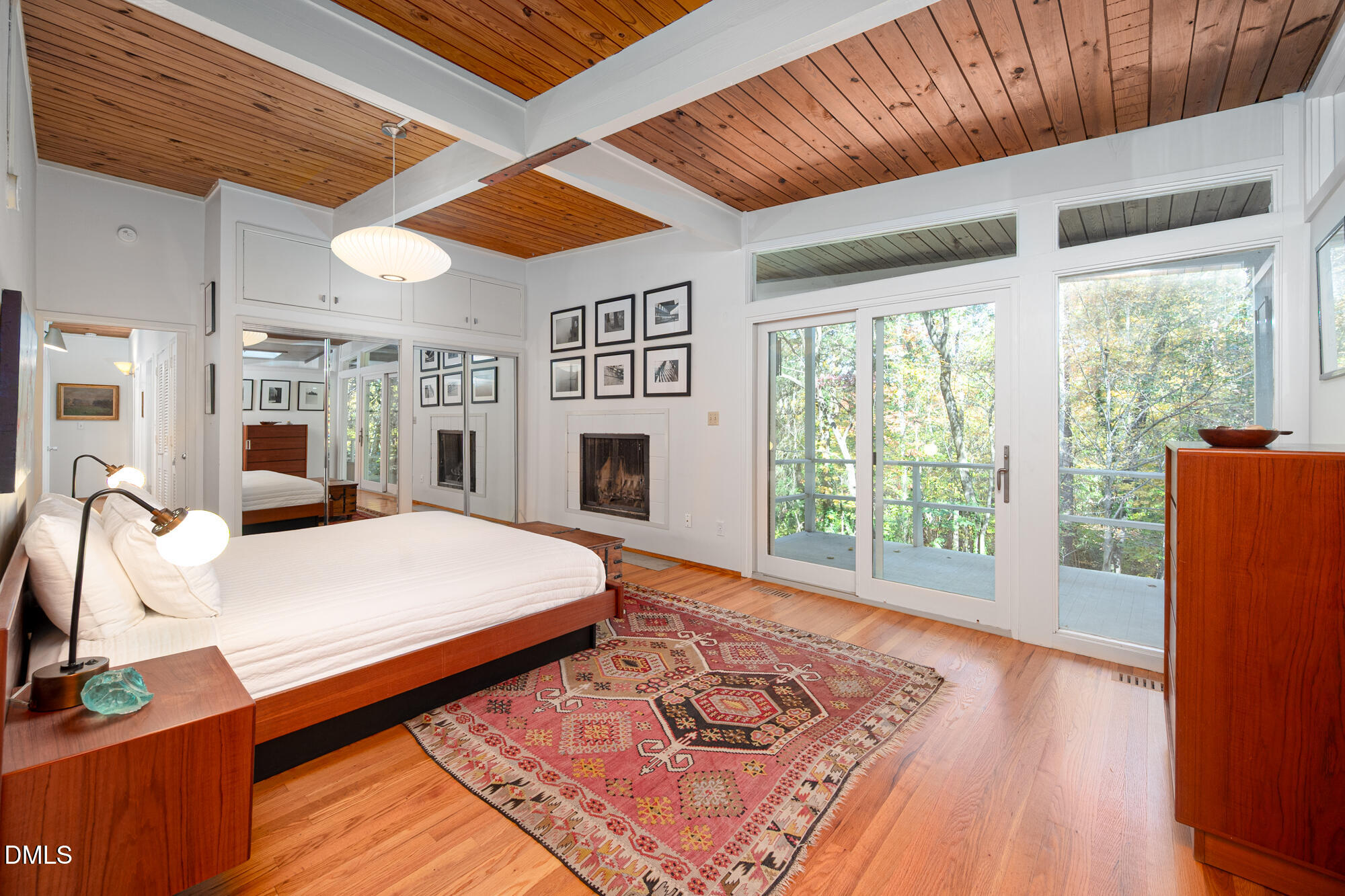 1030 Highland Woods Road