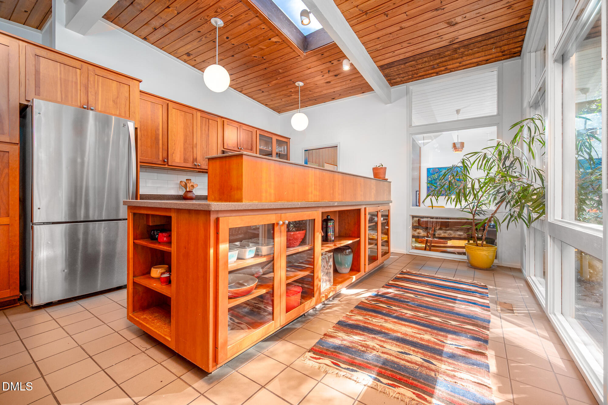 1030 Highland Woods Road