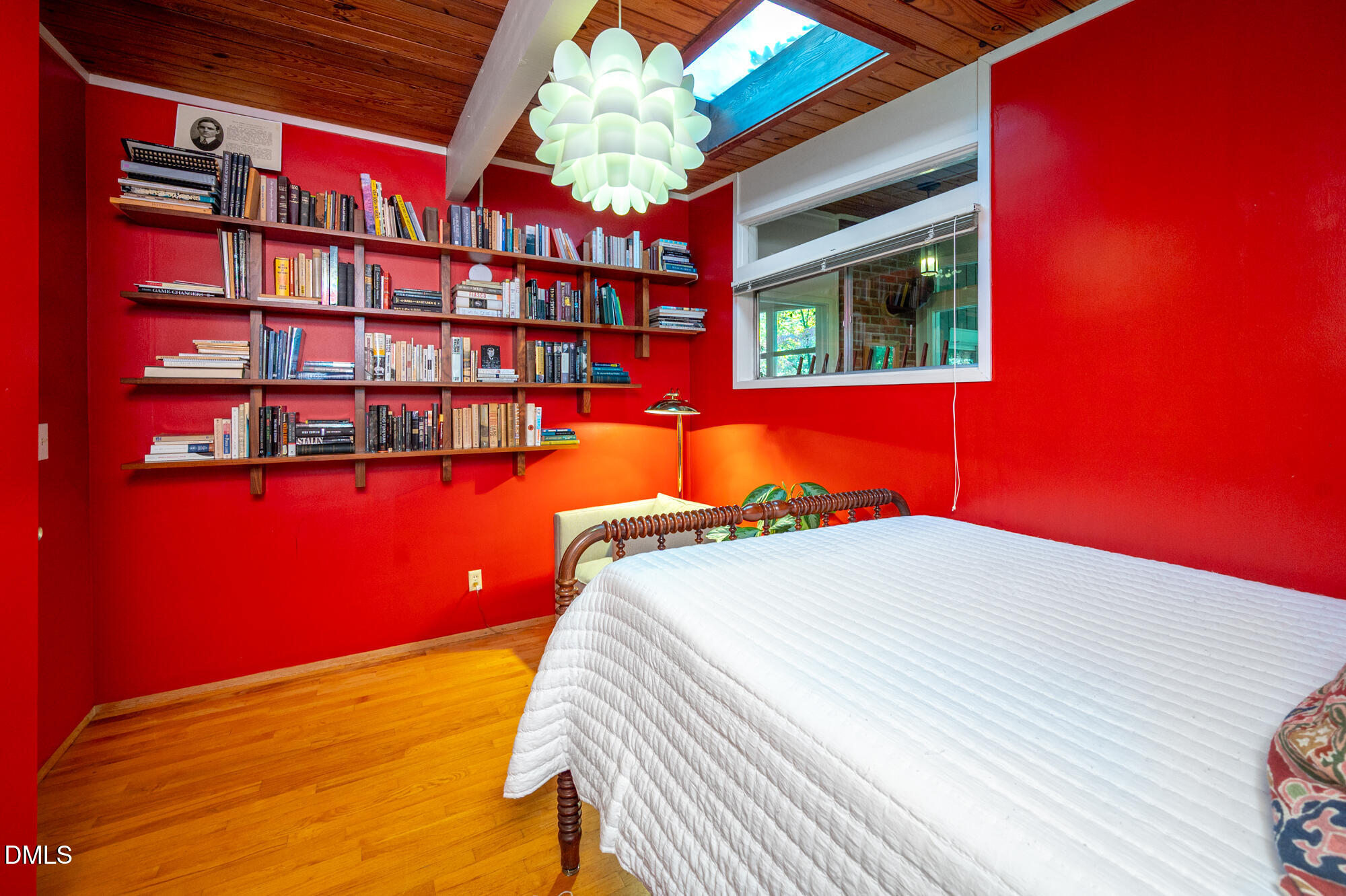 1030 Highland Woods Road