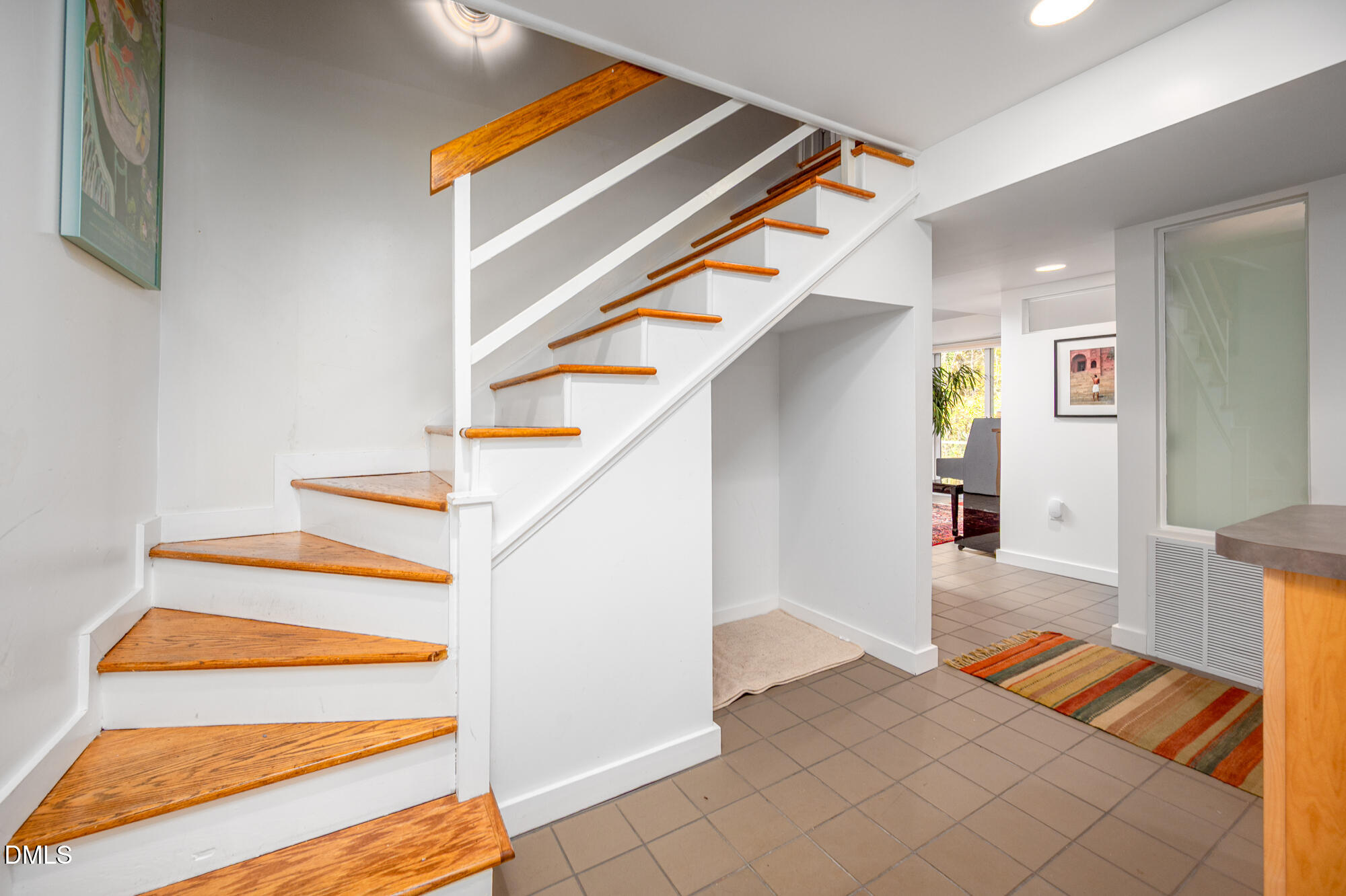 1030 Highland Woods Road