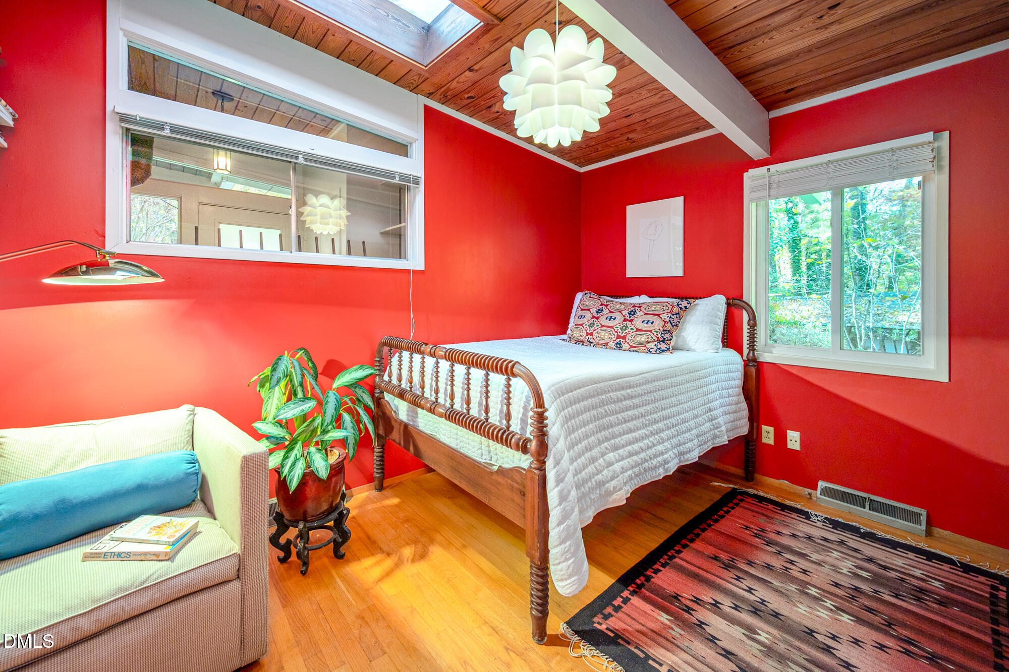 1030 Highland Woods Road