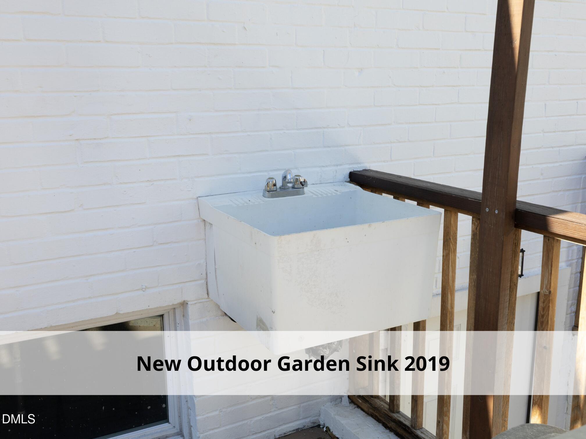 120 Meadowbrook Drive