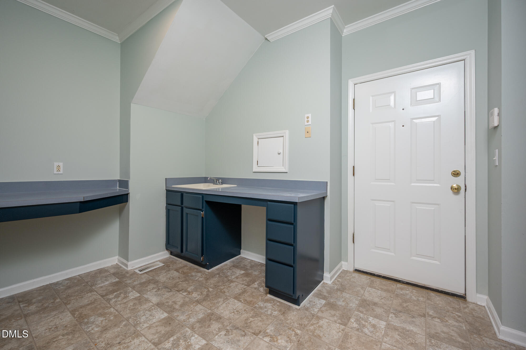 1512 Cumberland Road