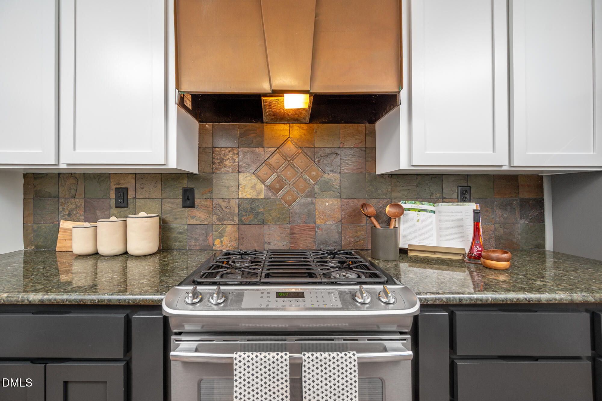 1109 Sourwood Circle