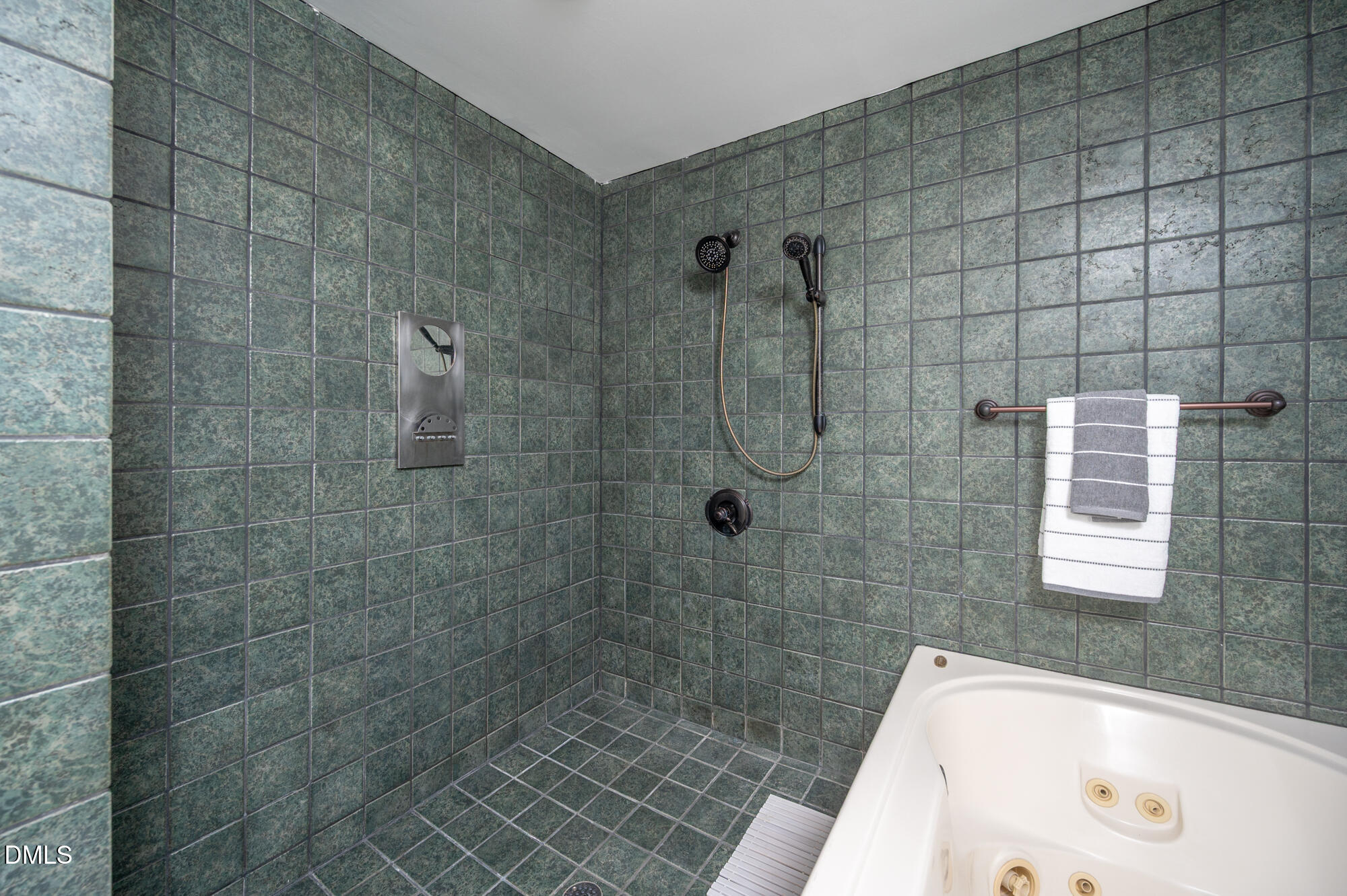 1109 Sourwood Circle