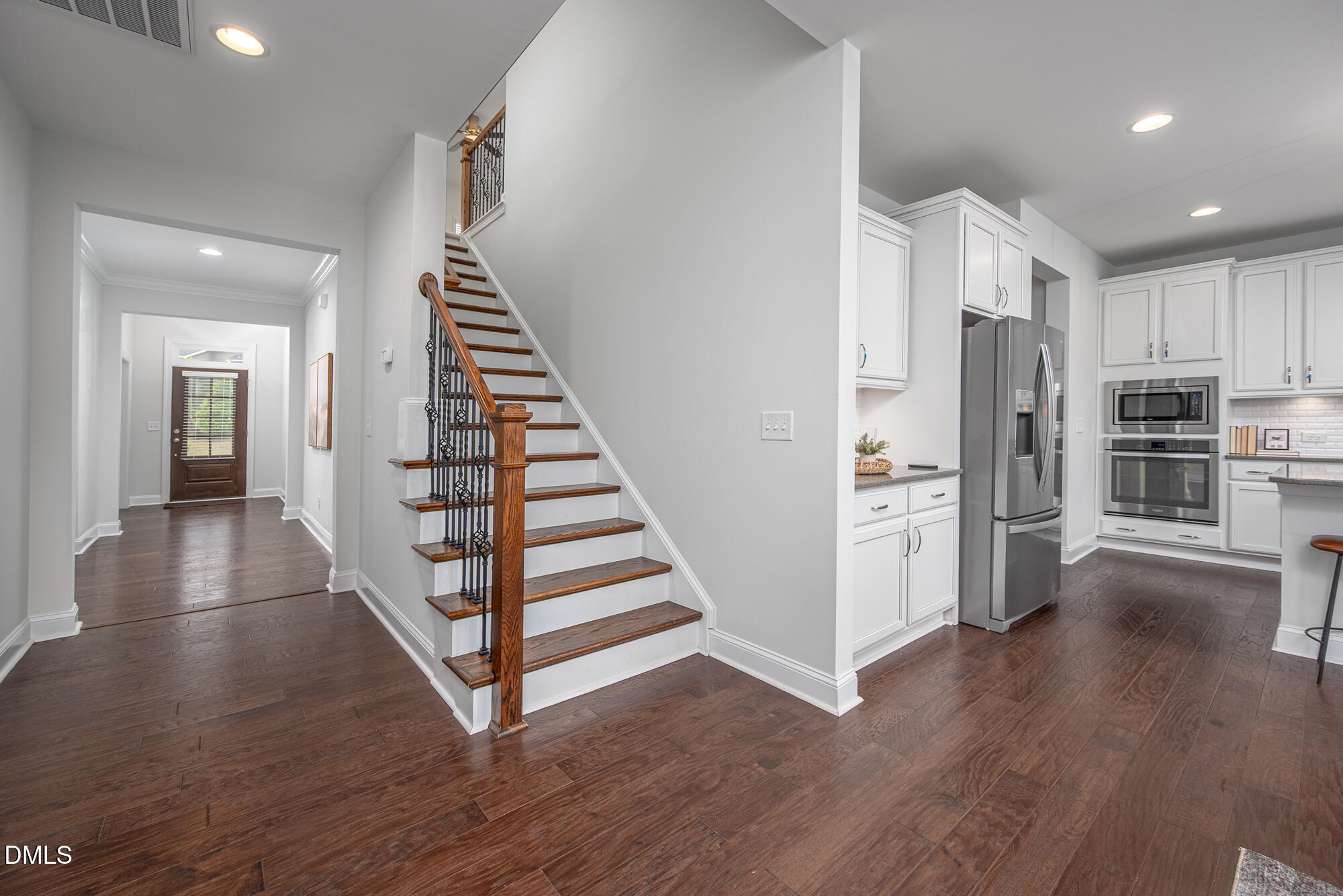 942 River Bark Place