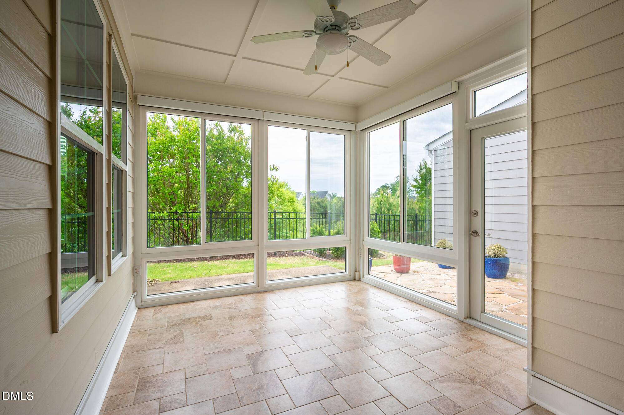 942 River Bark Place