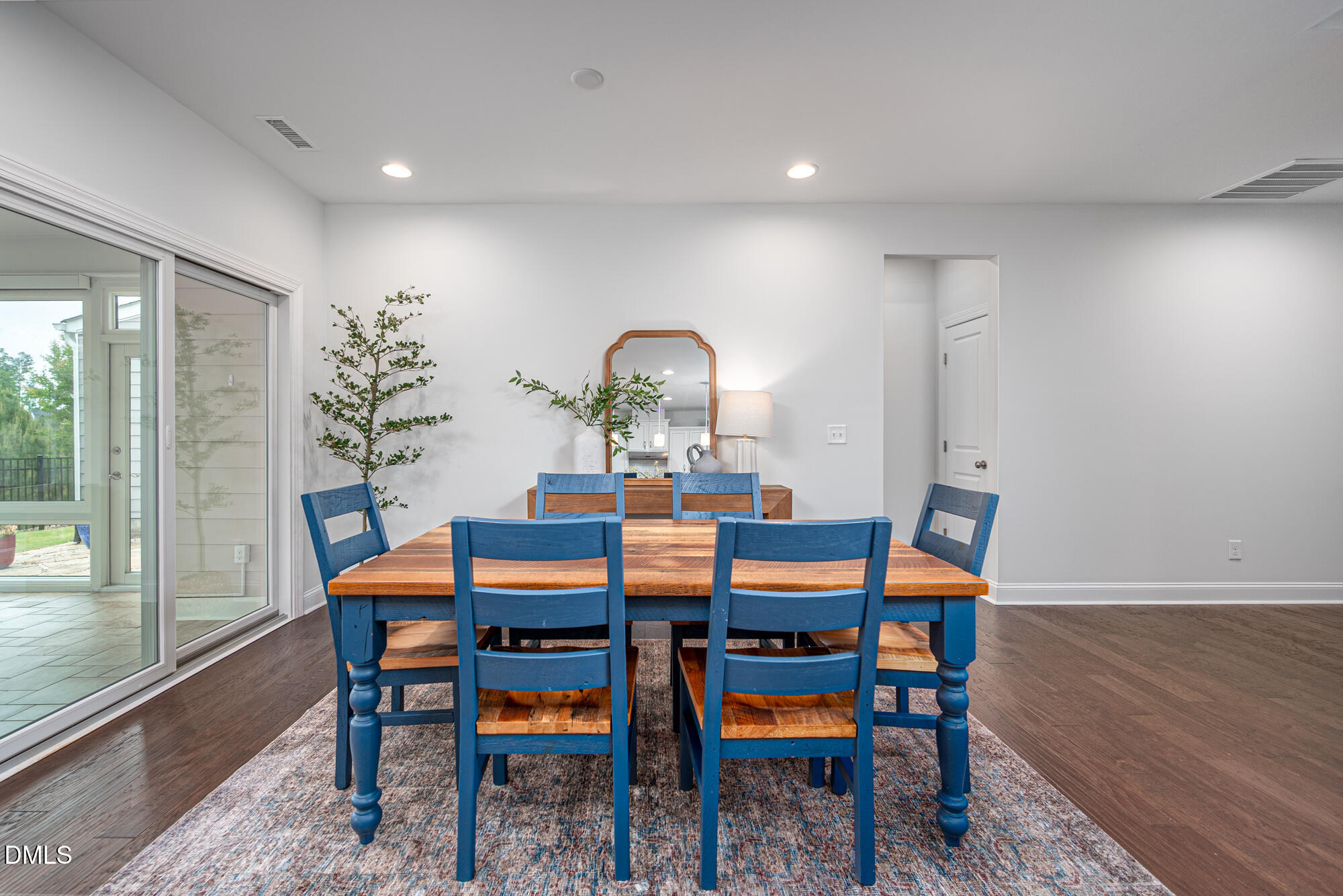 942 River Bark Place