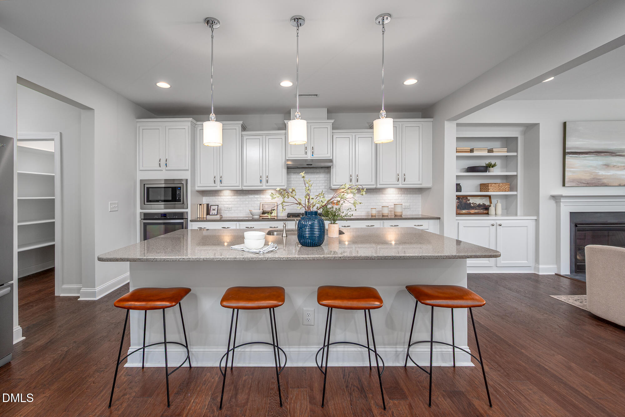 942 River Bark Place