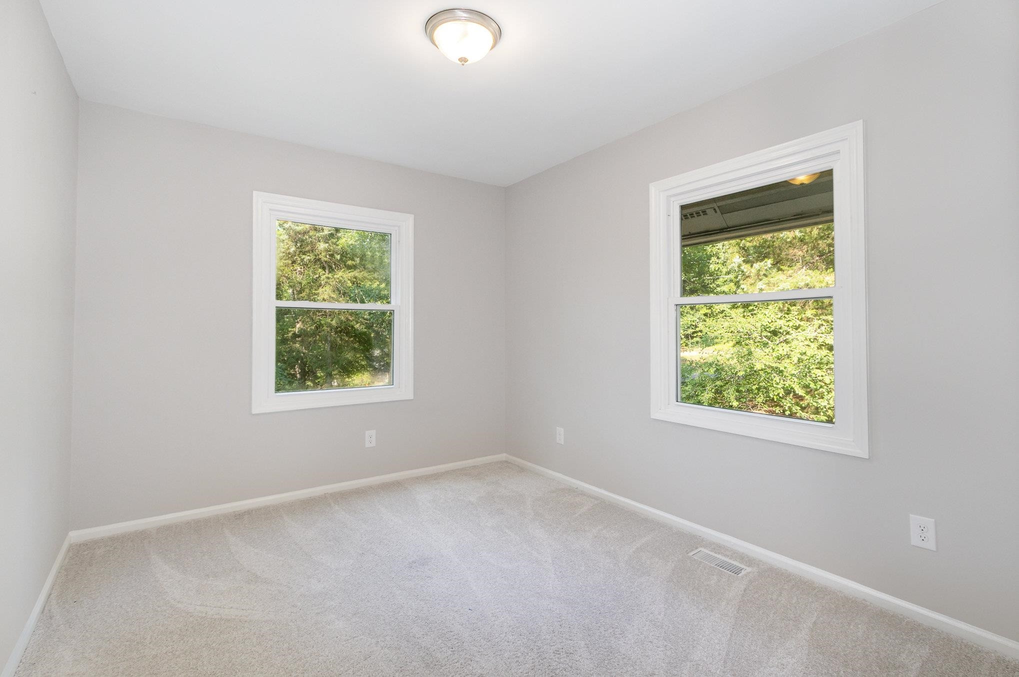 1525 Arboretum Drive