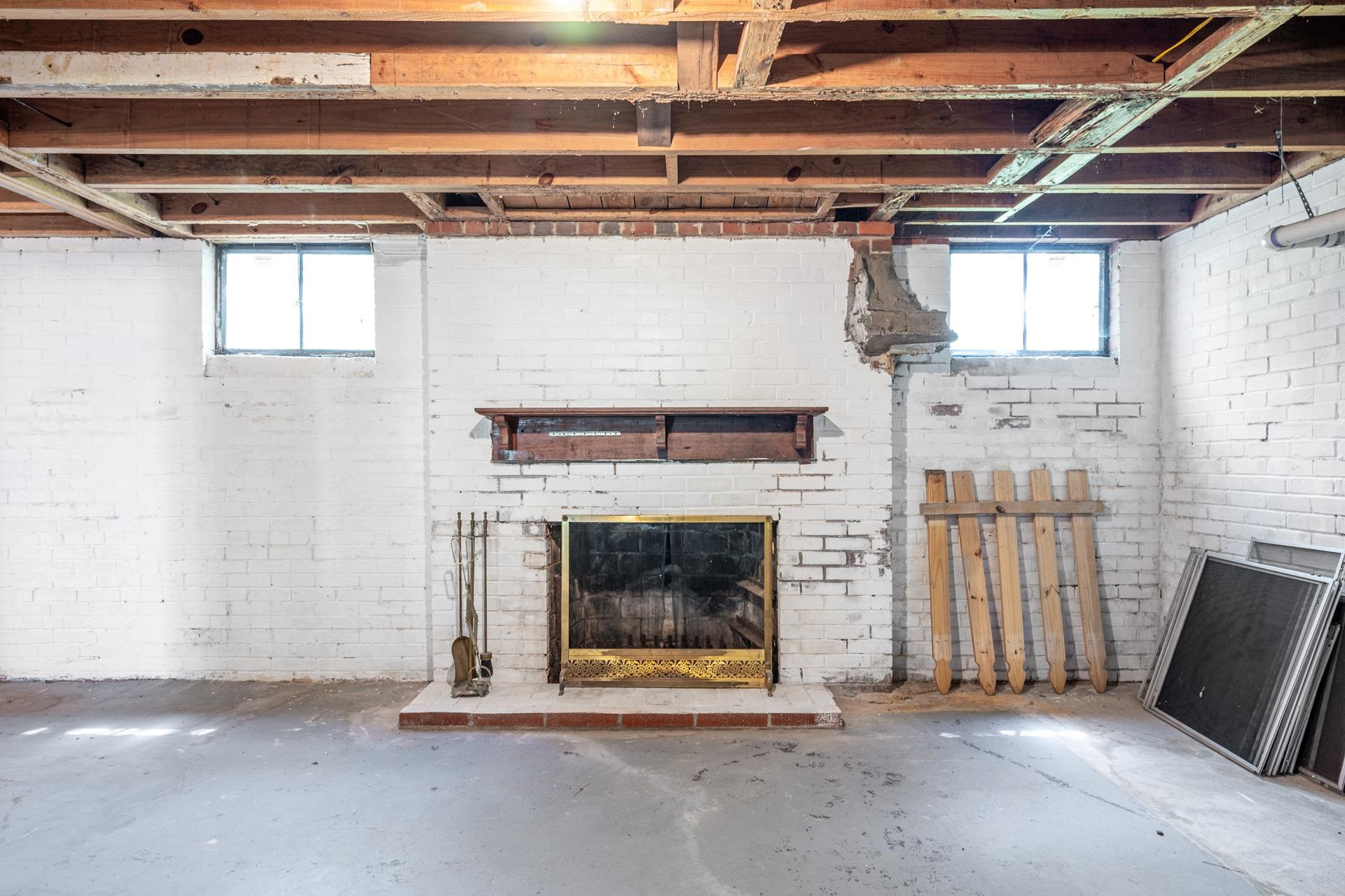 2611 University Drive