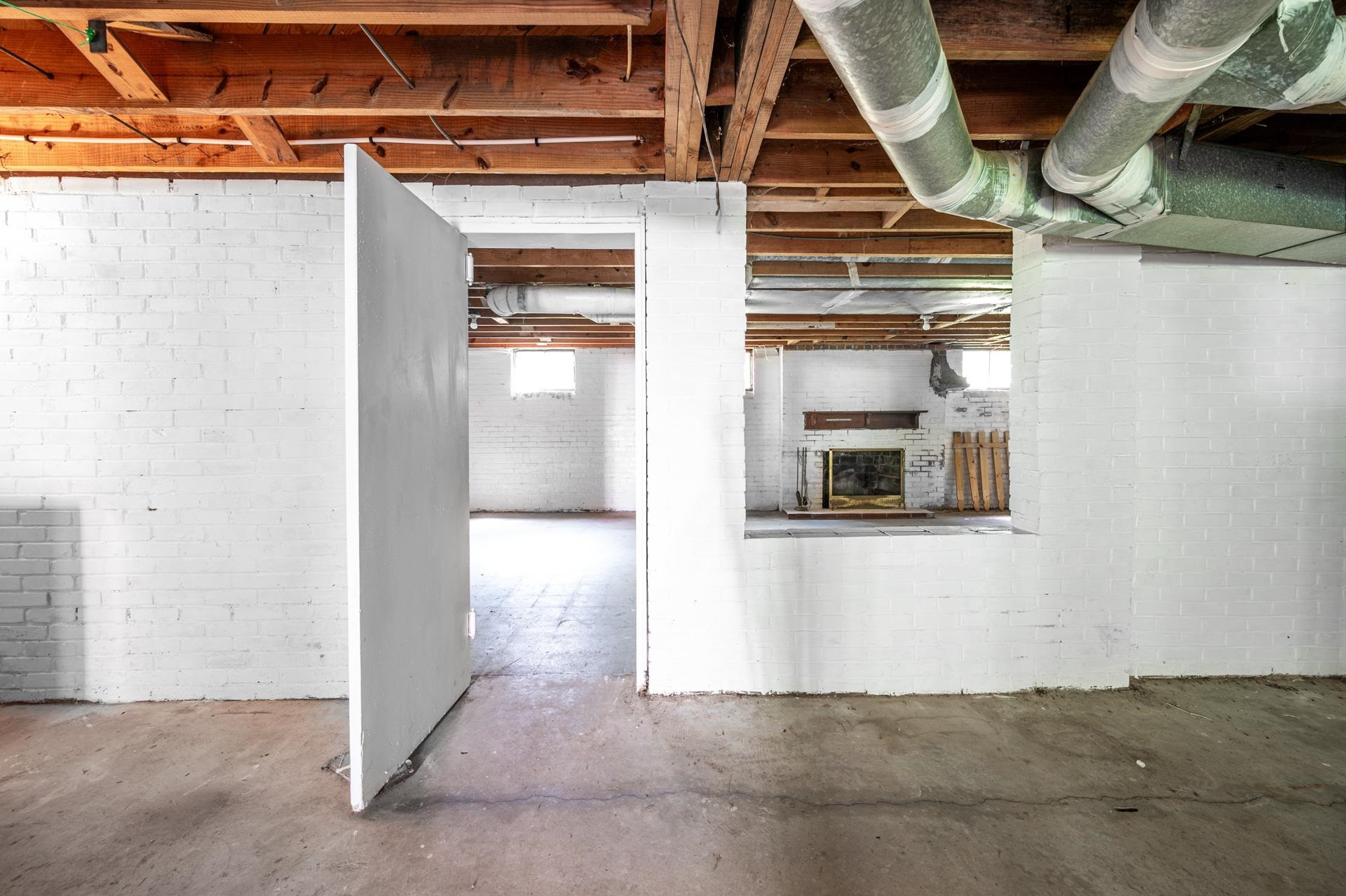 2611 University Drive