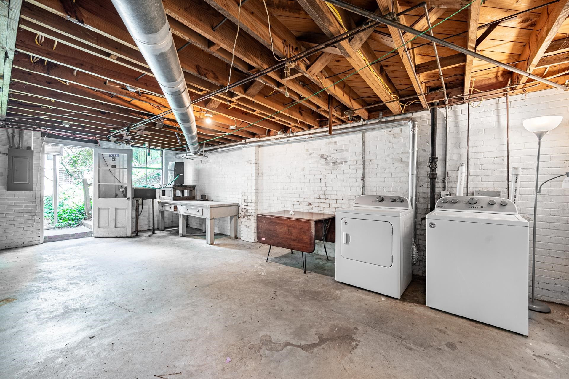 2611 University Drive