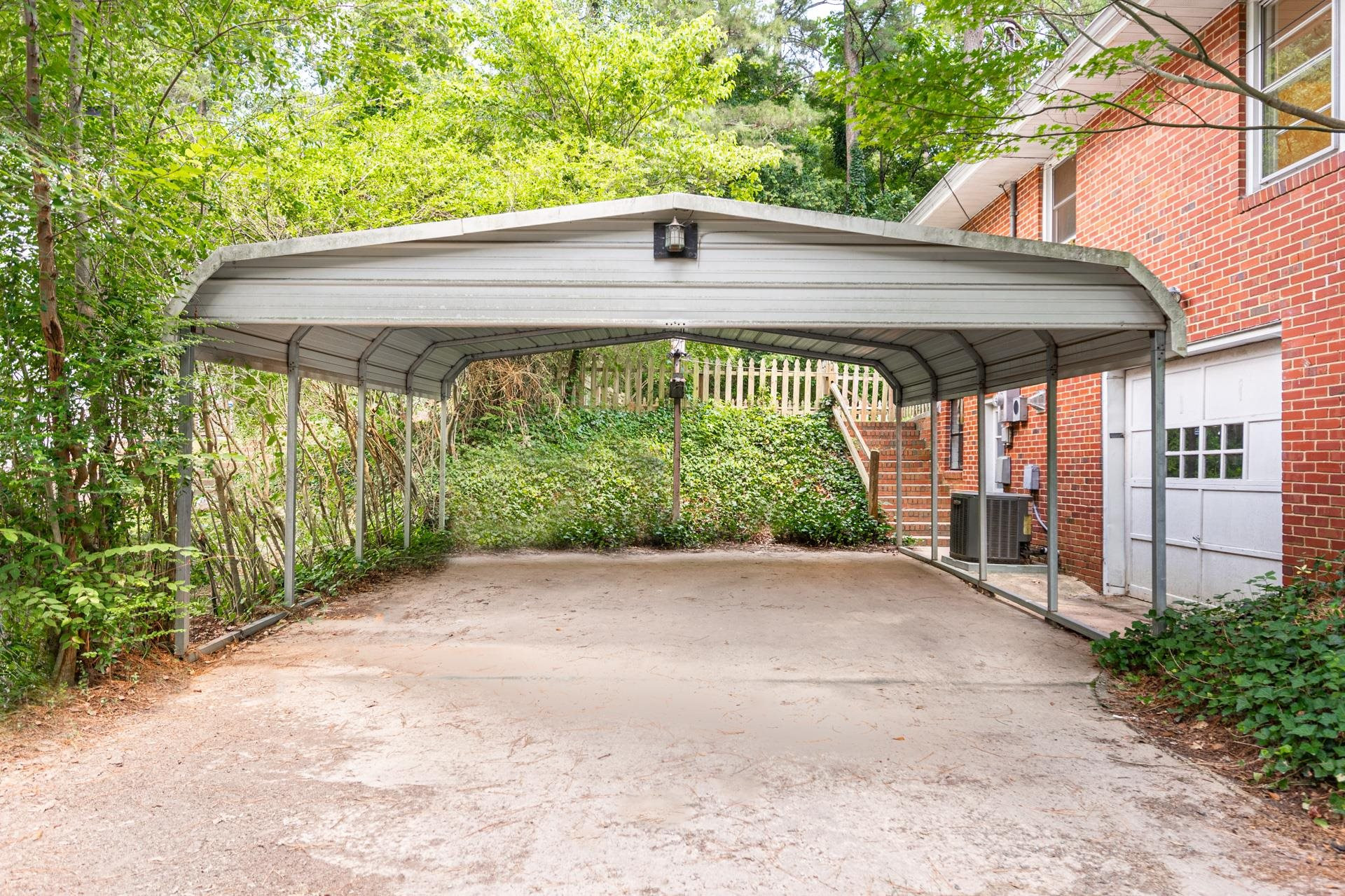 2611 University Drive