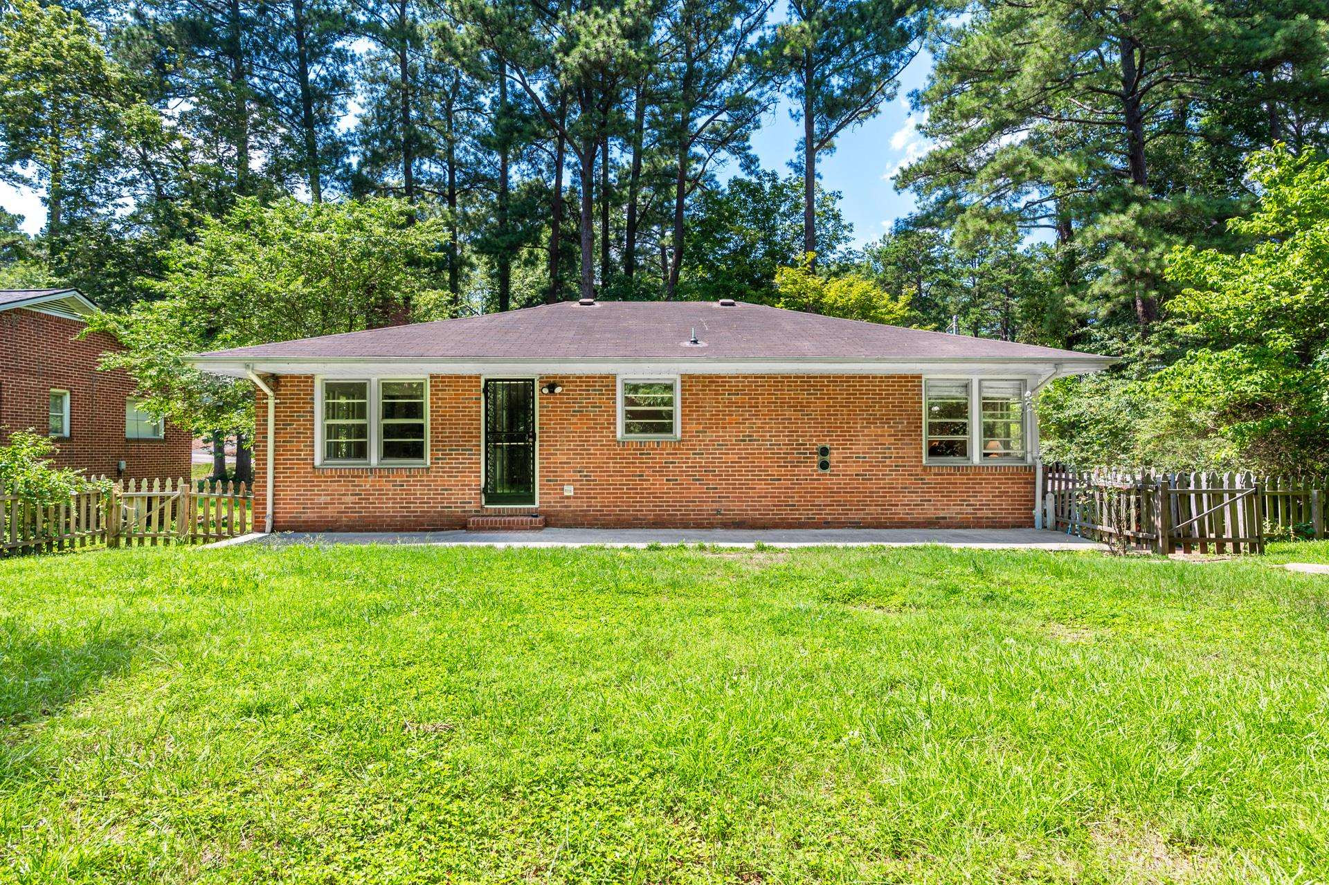 2611 University Drive