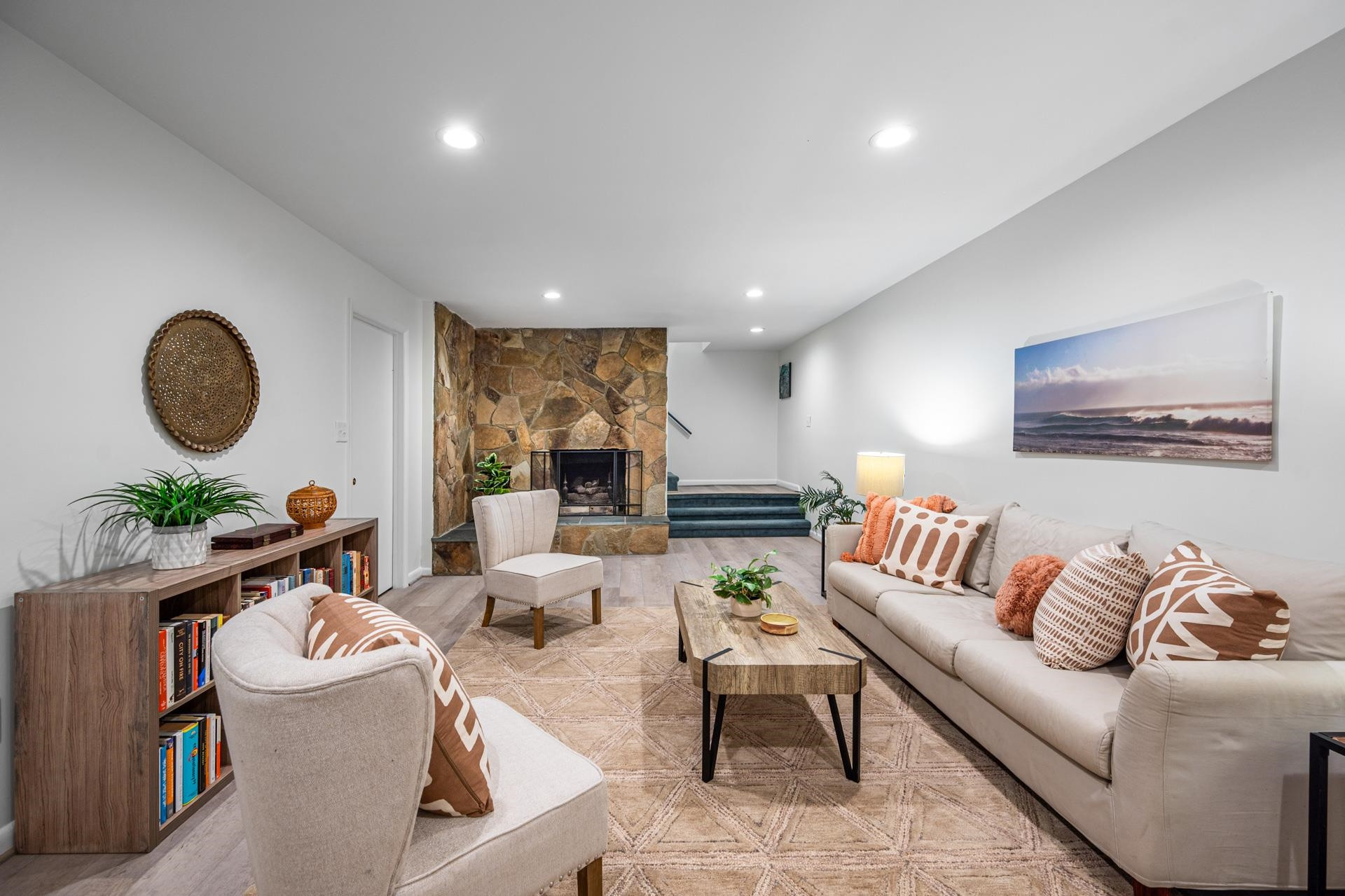 1122 Sourwood Drive