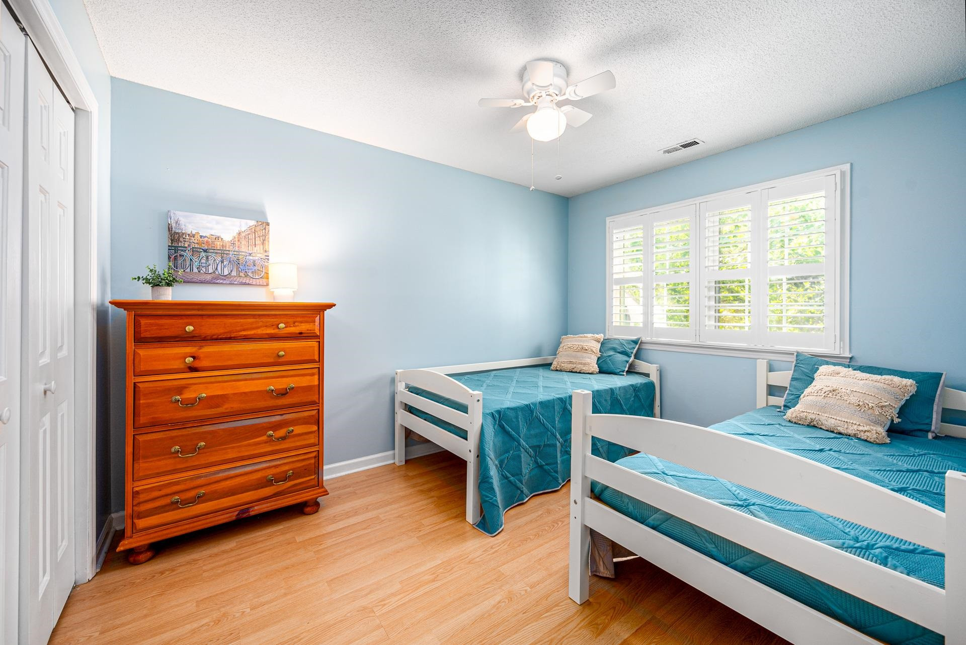 118 Longshadow Place