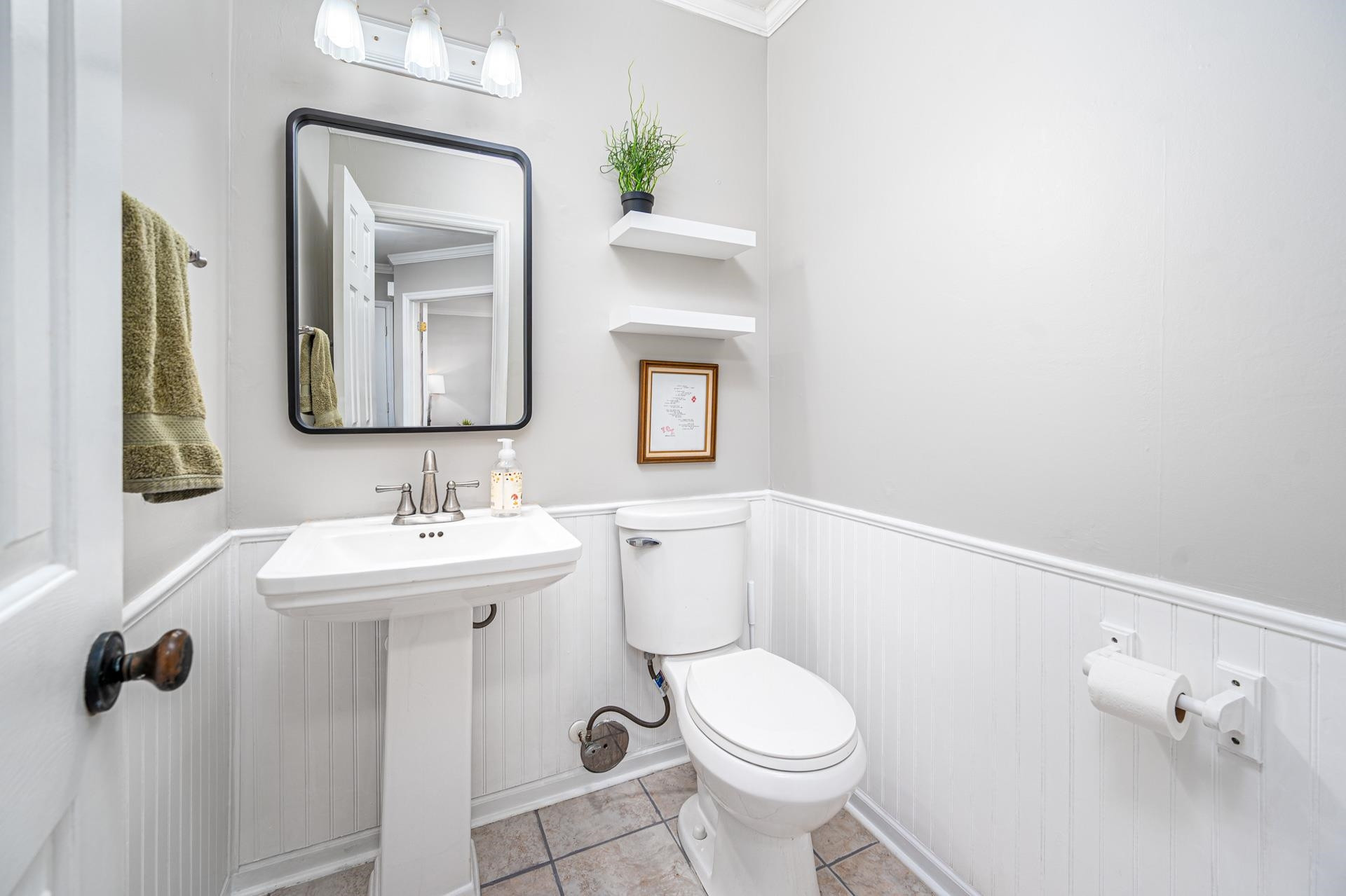 118 Longshadow Place