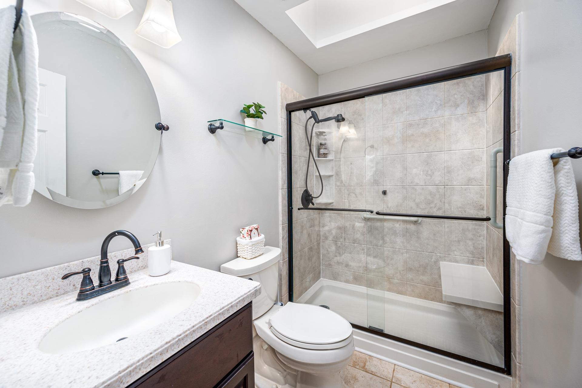 118 Longshadow Place