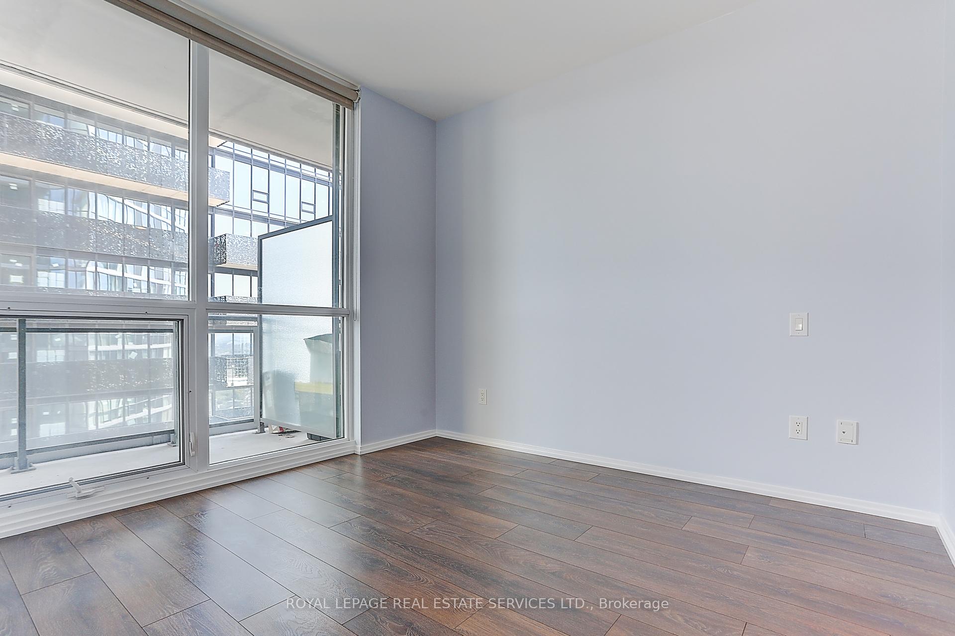 45 CHARLES Street E #4111