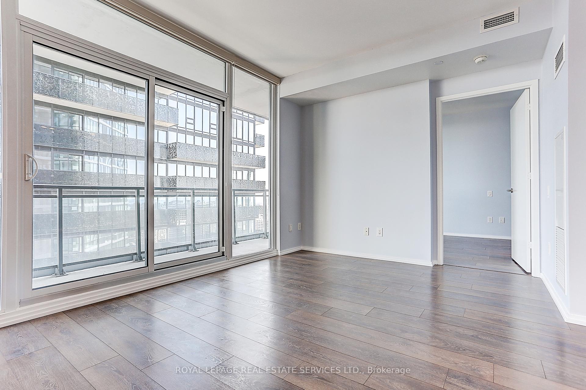 45 CHARLES Street E #4111