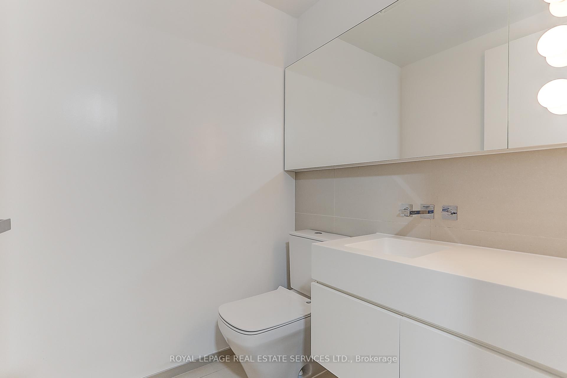 45 CHARLES Street E #4111