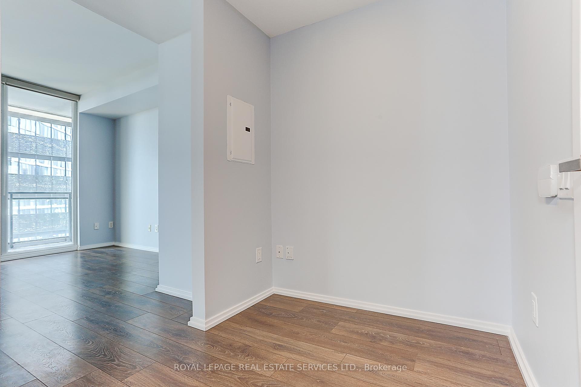 45 CHARLES Street E #4111
