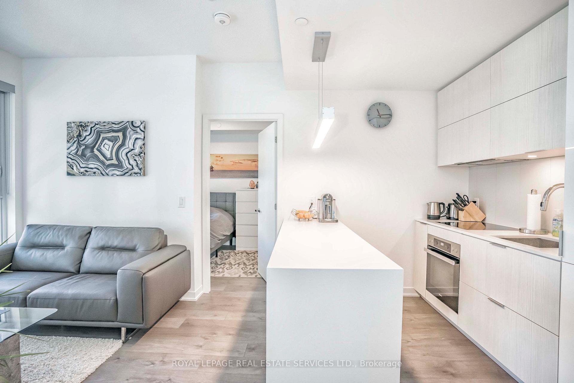 20 Richardson Street 1207, Toronto C08 Unit: 1207