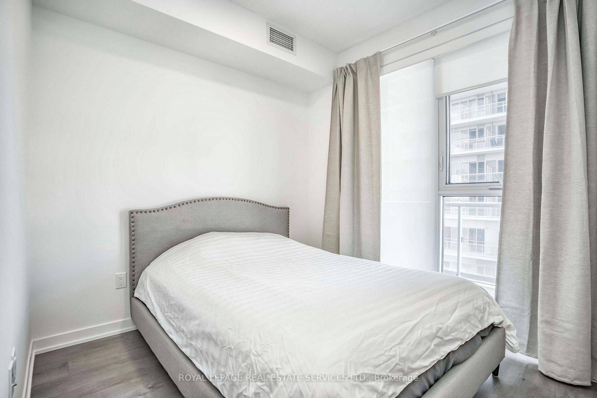 20 Richardson Street 1207, Toronto C08 Unit: 1207