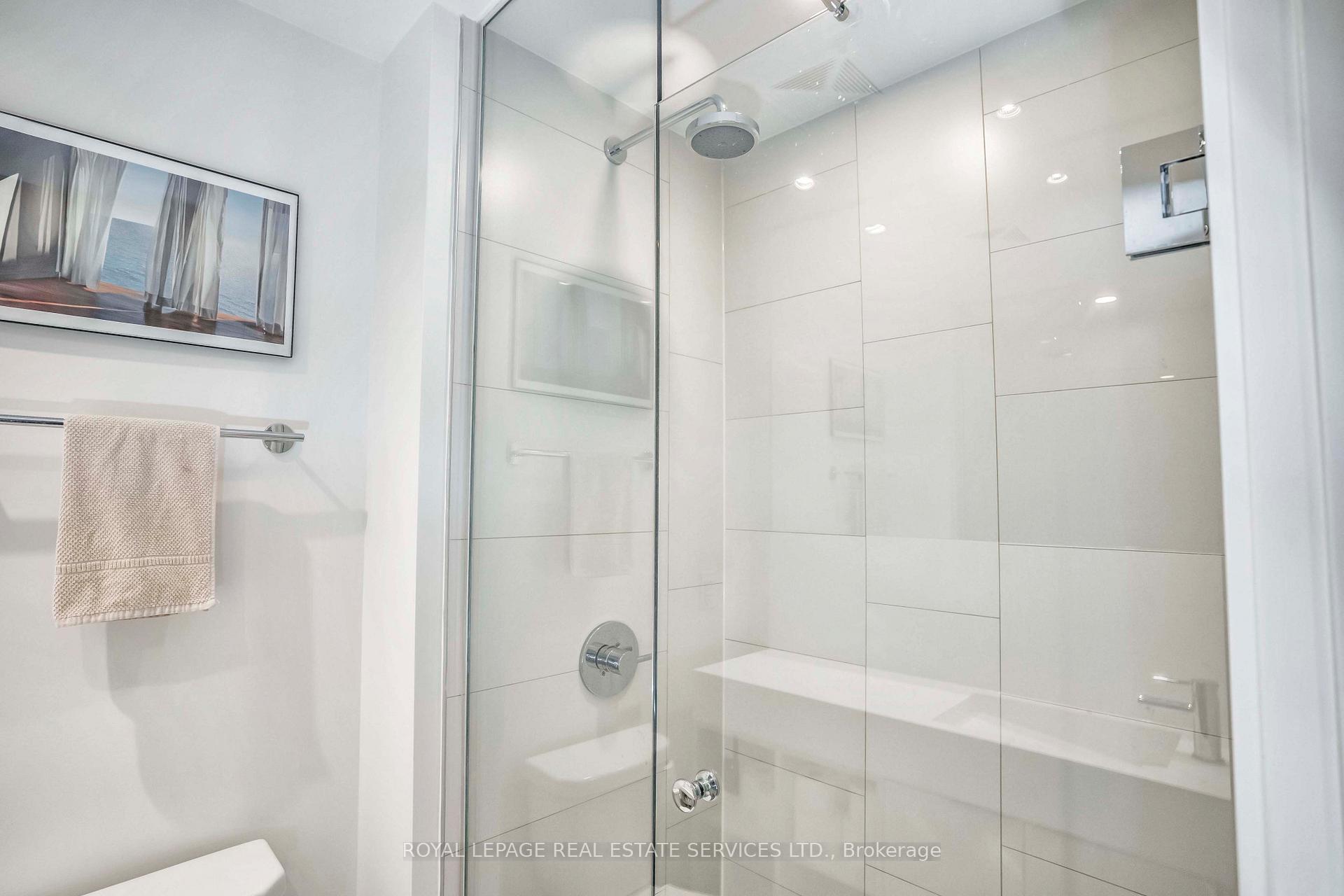 20 Richardson Street 1207, Toronto C08 Unit: 1207