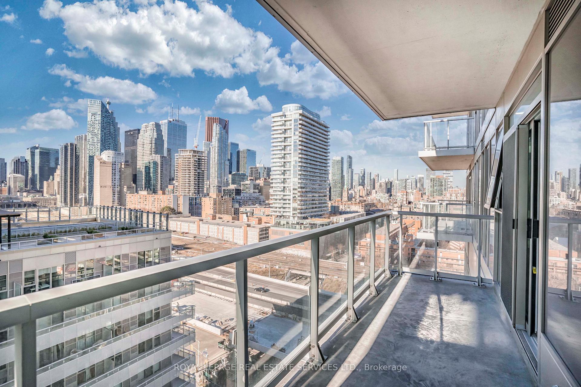 20 Richardson Street 1207, Toronto C08 Unit: 1207