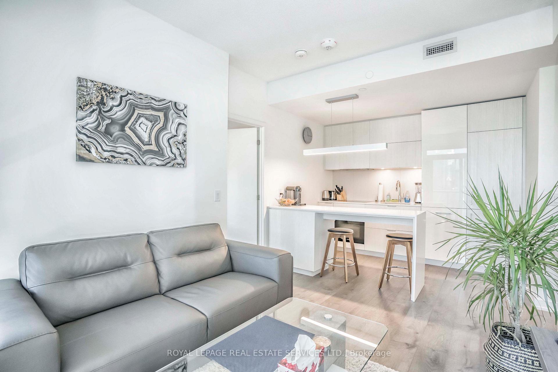 20 Richardson Street 1207, Toronto C08 Unit: 1207