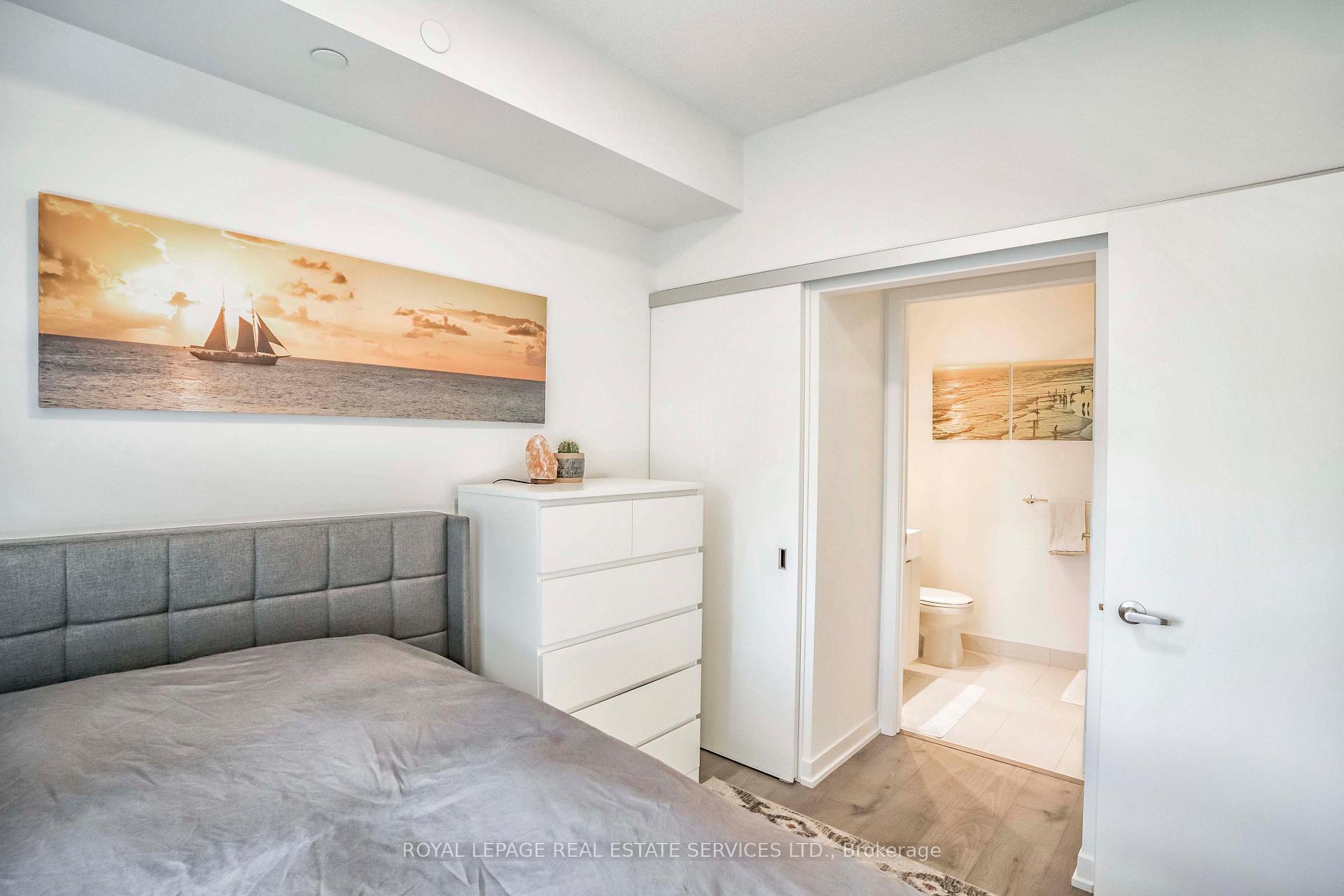 20 Richardson Street 1207, Toronto C08 Unit: 1207