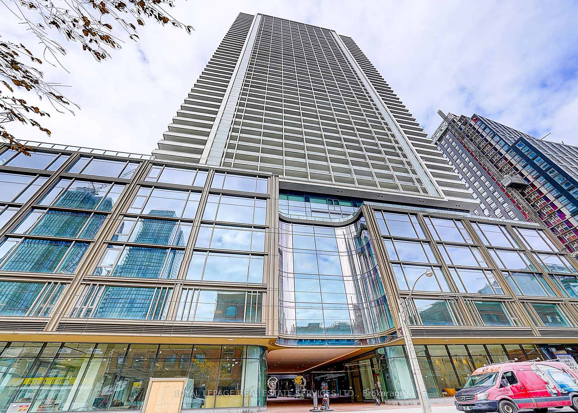 88 Queen Street E 3508