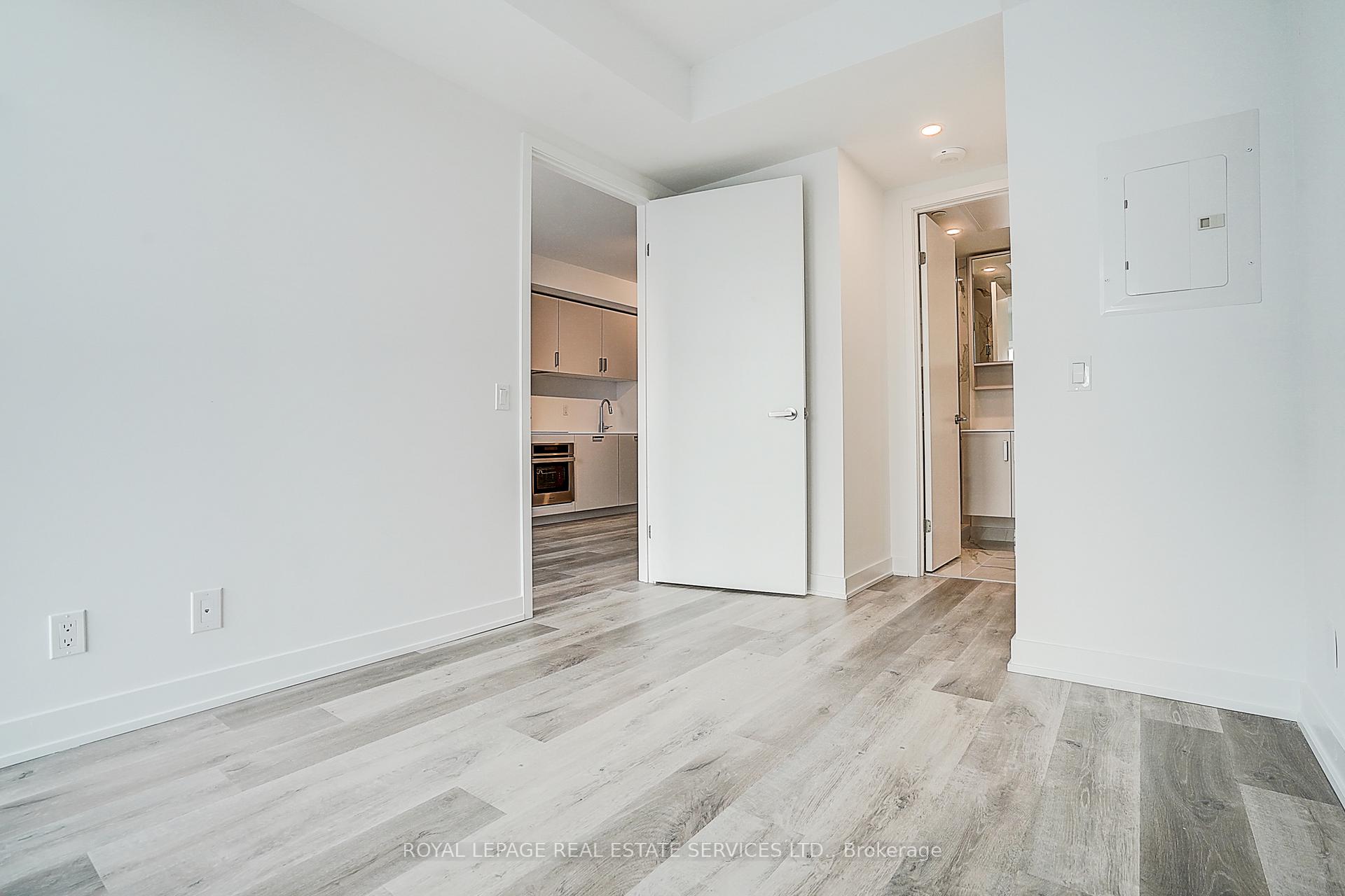 88 Queen Street E 3508