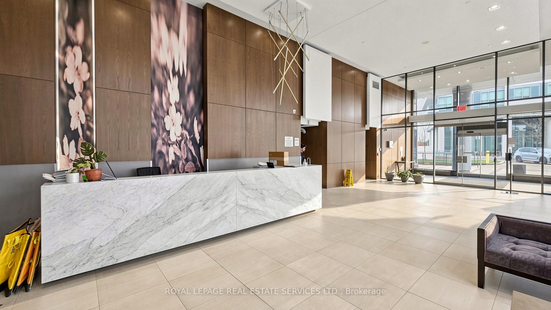 121 Mcmahon Drive 809