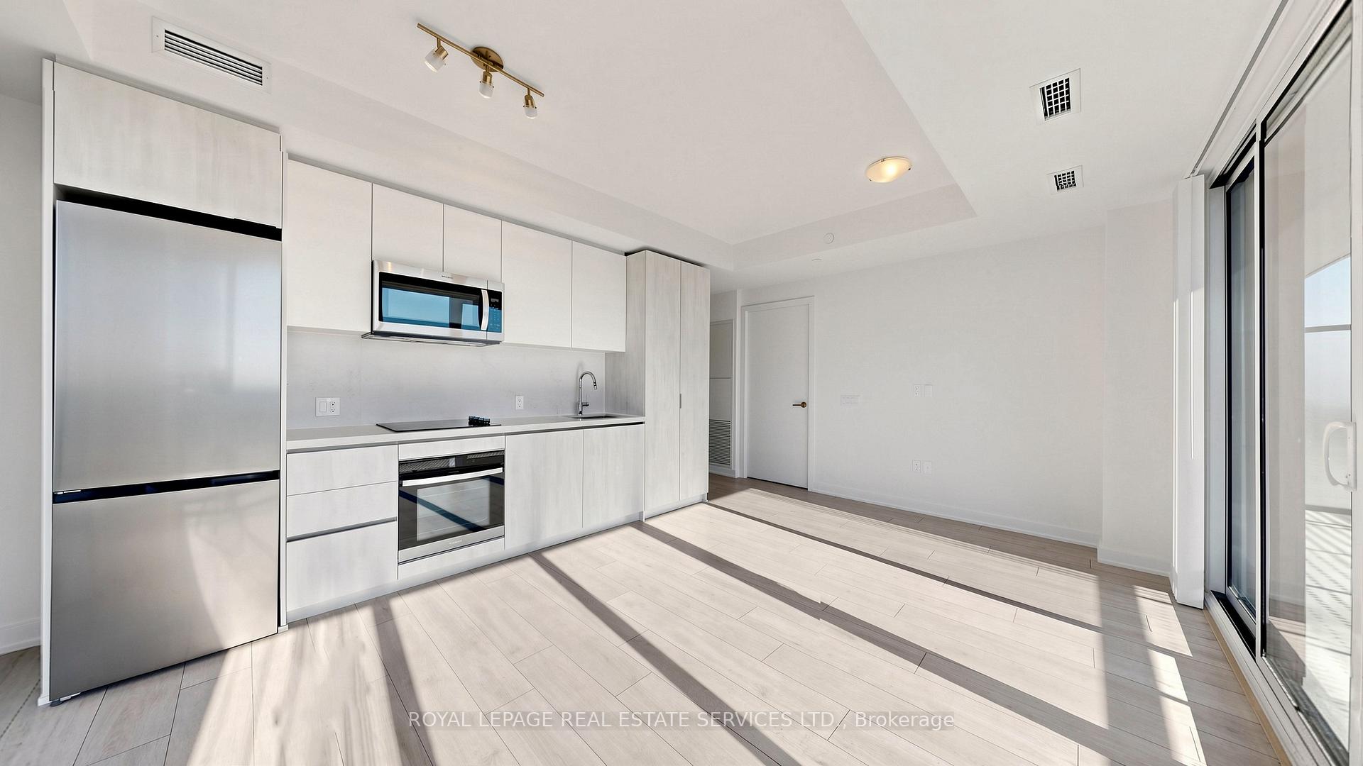 5858 Yonge Street 3015