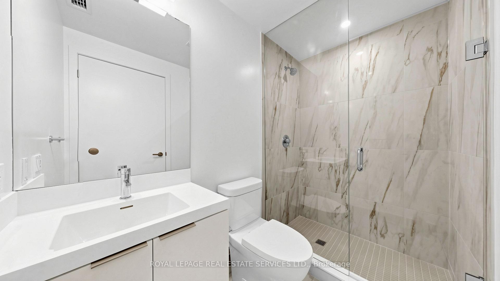 5858 Yonge Street 3015