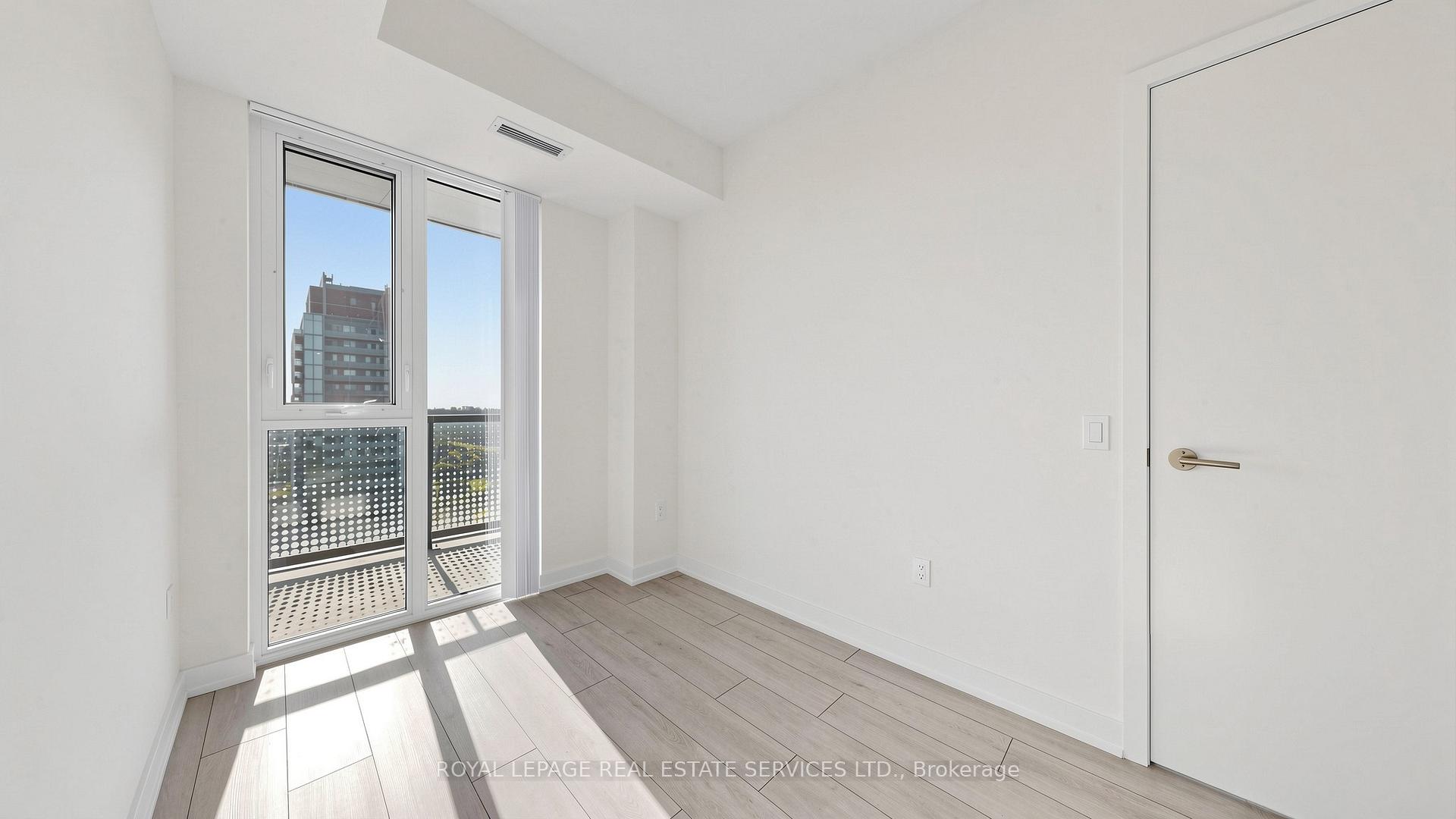 5858 Yonge Street 3015