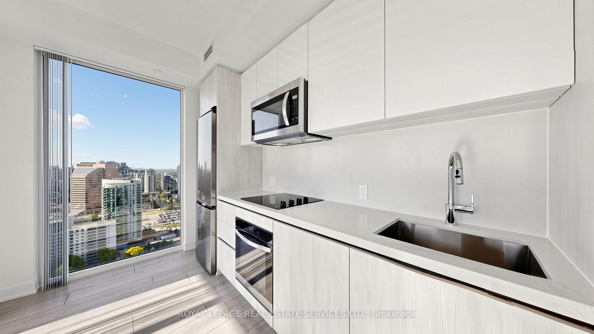 5858 Yonge Street 3015