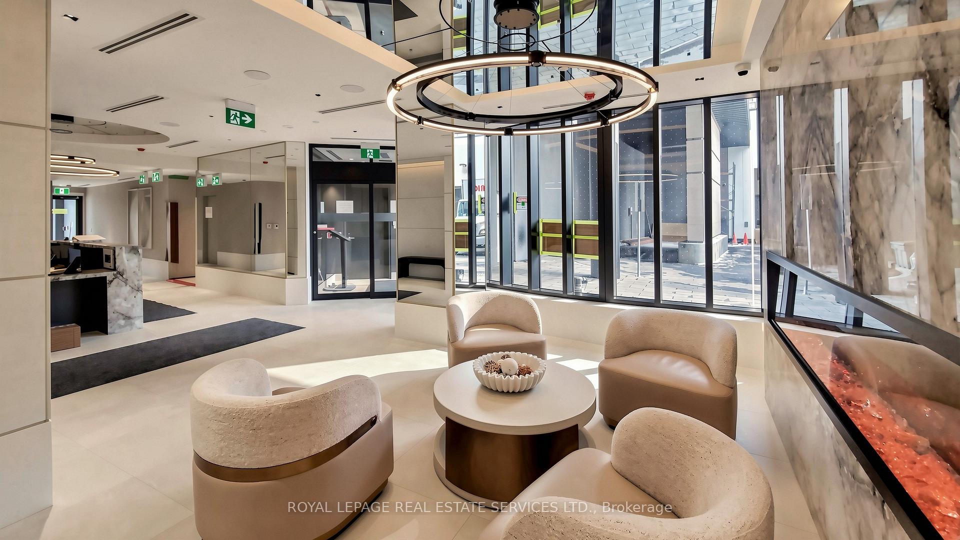 5858 Yonge Street 3015