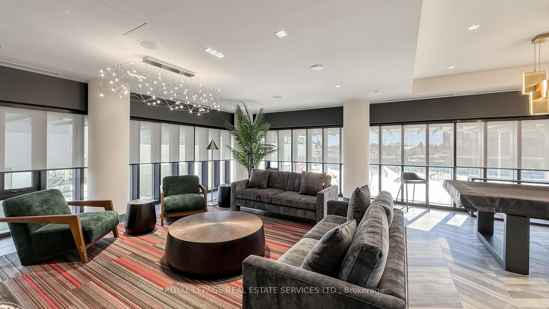 5858 Yonge Street 3015