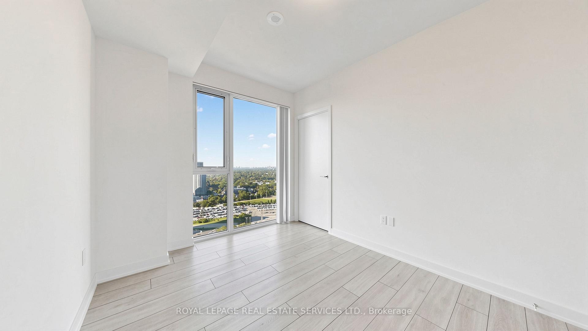 5858 Yonge Street 3015