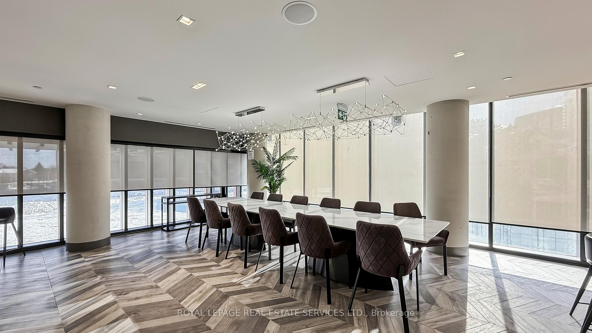 5858 Yonge Street 3015